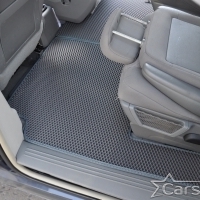 Автомобильные коврики EVA на Chrysler Town & Country V (2007->) 2 ряд: кресла 1+1 не убираются в пол